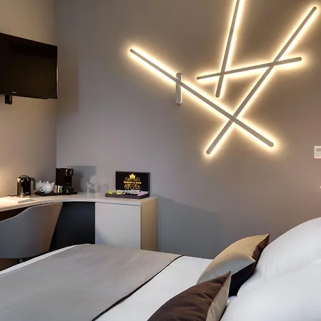 Mas De Boudan Hotel 4*