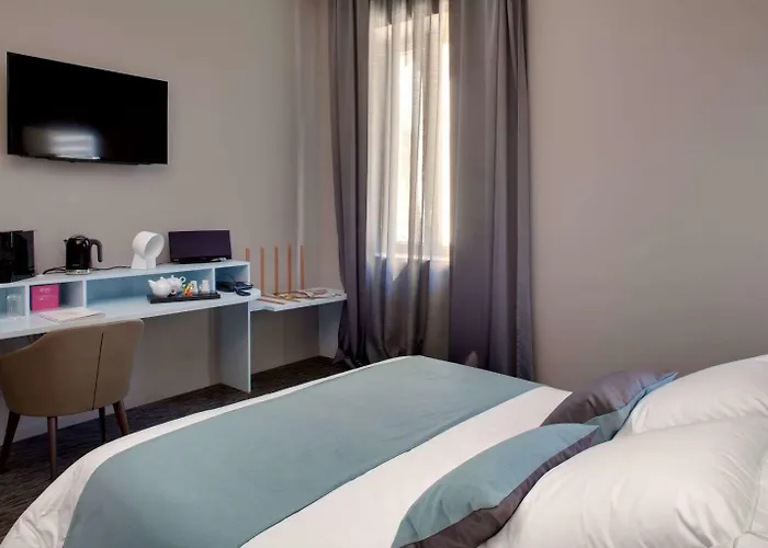 Hotel Mas De Boudan 4*