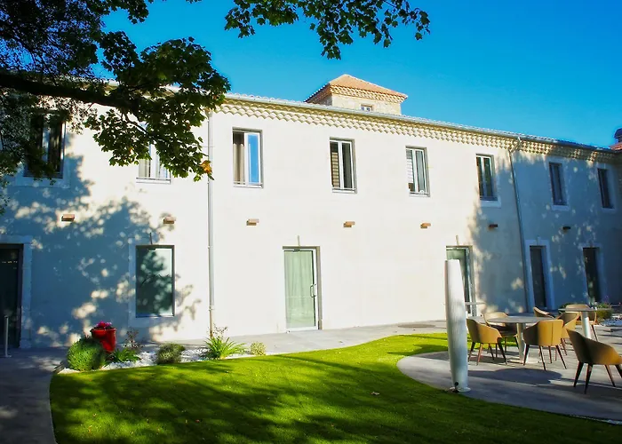 Mas De Boudan فندق